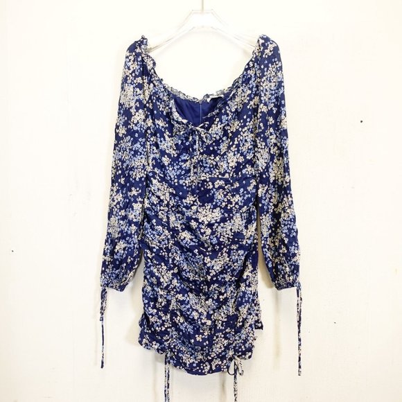 Fashion Nova Dress Womens Medium Blue Floral Mini Ruched Bodycon Stretch‎ - Picture 2 of 10